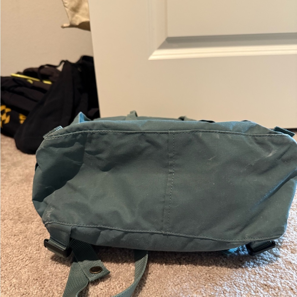 Fjallraven Backpack - Picture 5 of 6